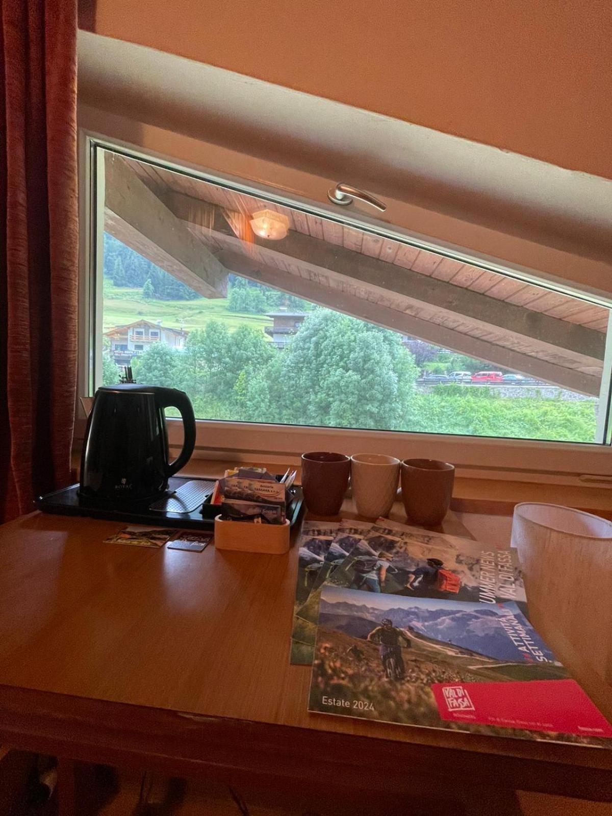 Picchio Rosso - Stanza Privata Con Bagno In Val Di Fassa Otel Pera Dış mekan fotoğraf
